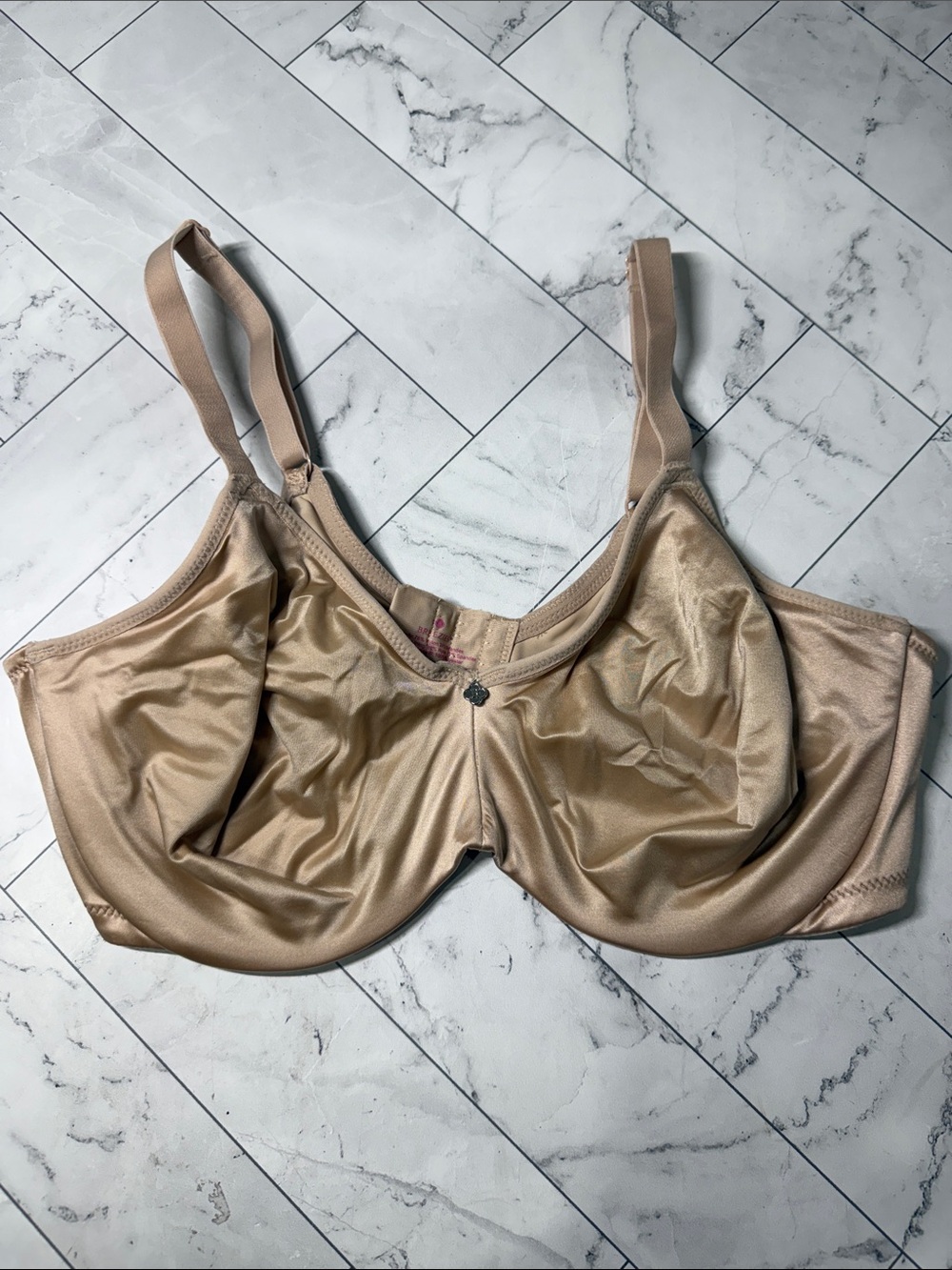 Breezies Invisible Comfort Underwire Bra Sunbeige 36D